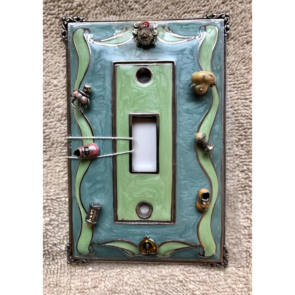 Brighton New Enamelware 3D Baby Outlet Light Cover NWT New $30
